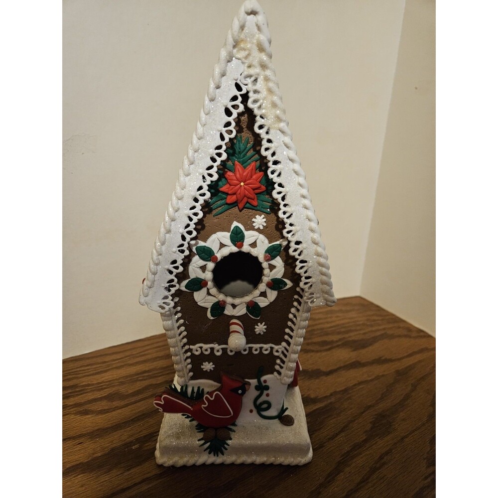 Gorgeous Cardnial Jewel Snow Topped Birdhouse